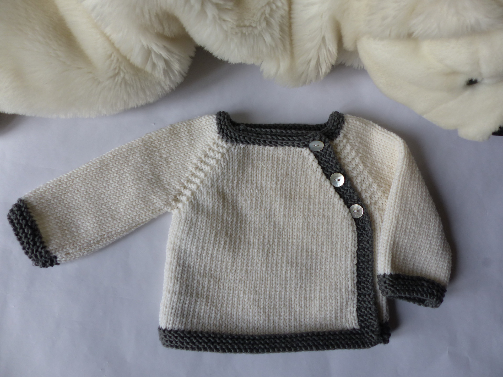tricot brassiere bebe